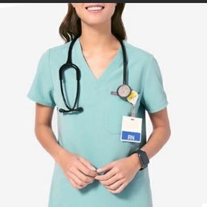 Figs Catarina one pocket seaglass scrub top size M